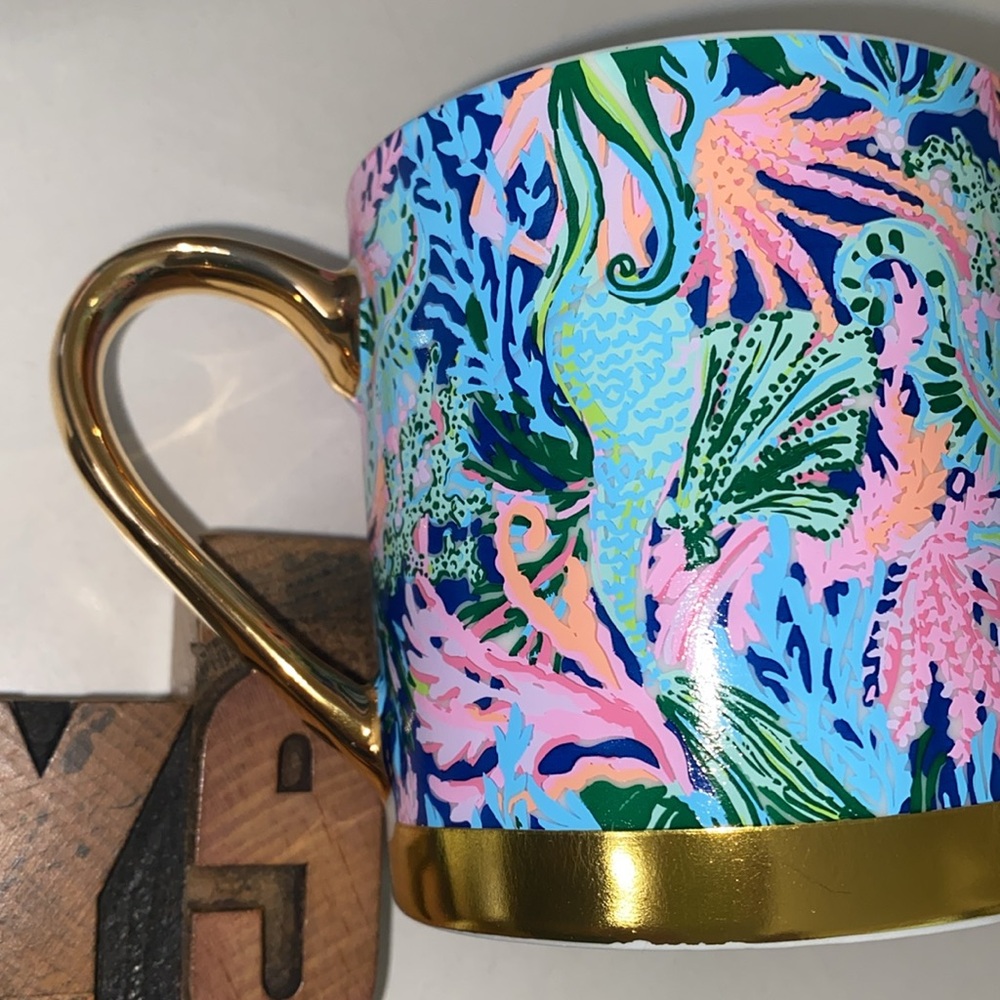 🆕🌴LILLY PULITZER ‘High Tide’ Bringing Mermaid Back Mug - Picture 10 of 12